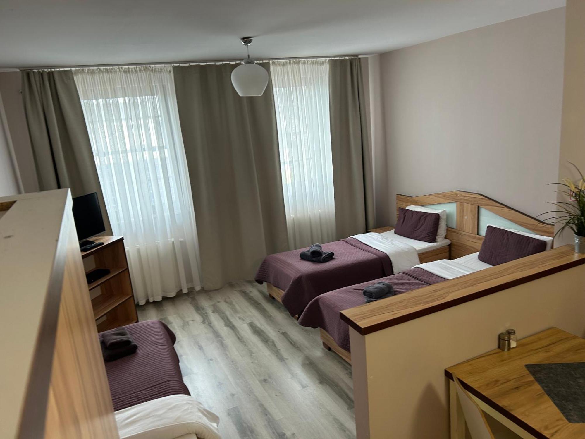 H-T-L Apartamenty Junior Nowa Sol Dış mekan fotoğraf