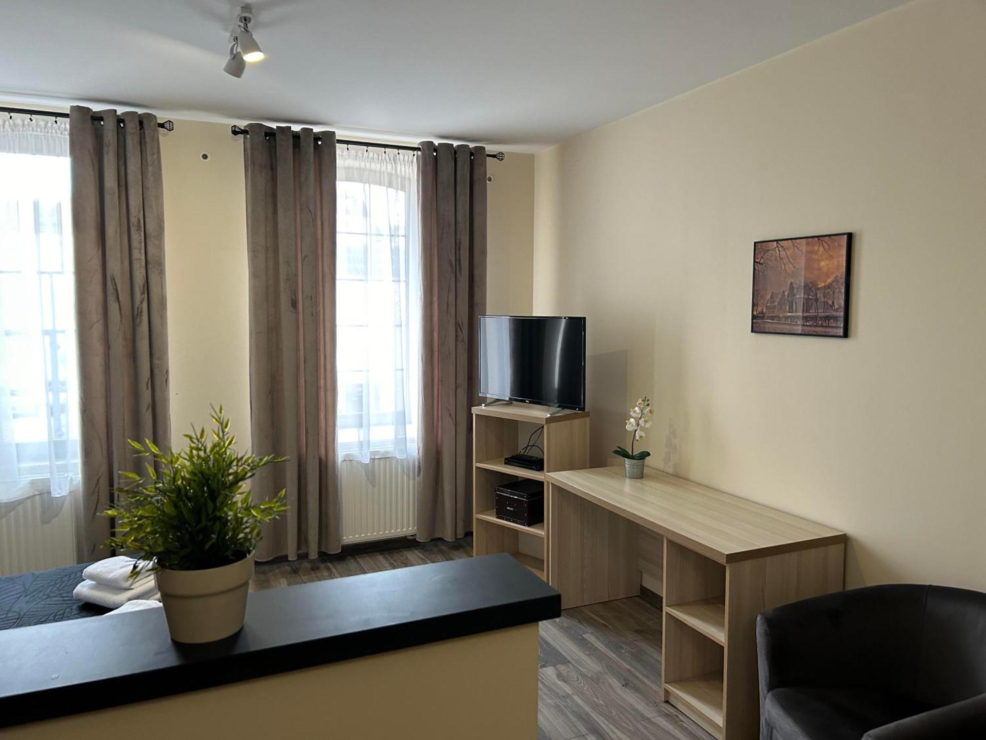 H-T-L Apartamenty Junior Nowa Sol Dış mekan fotoğraf