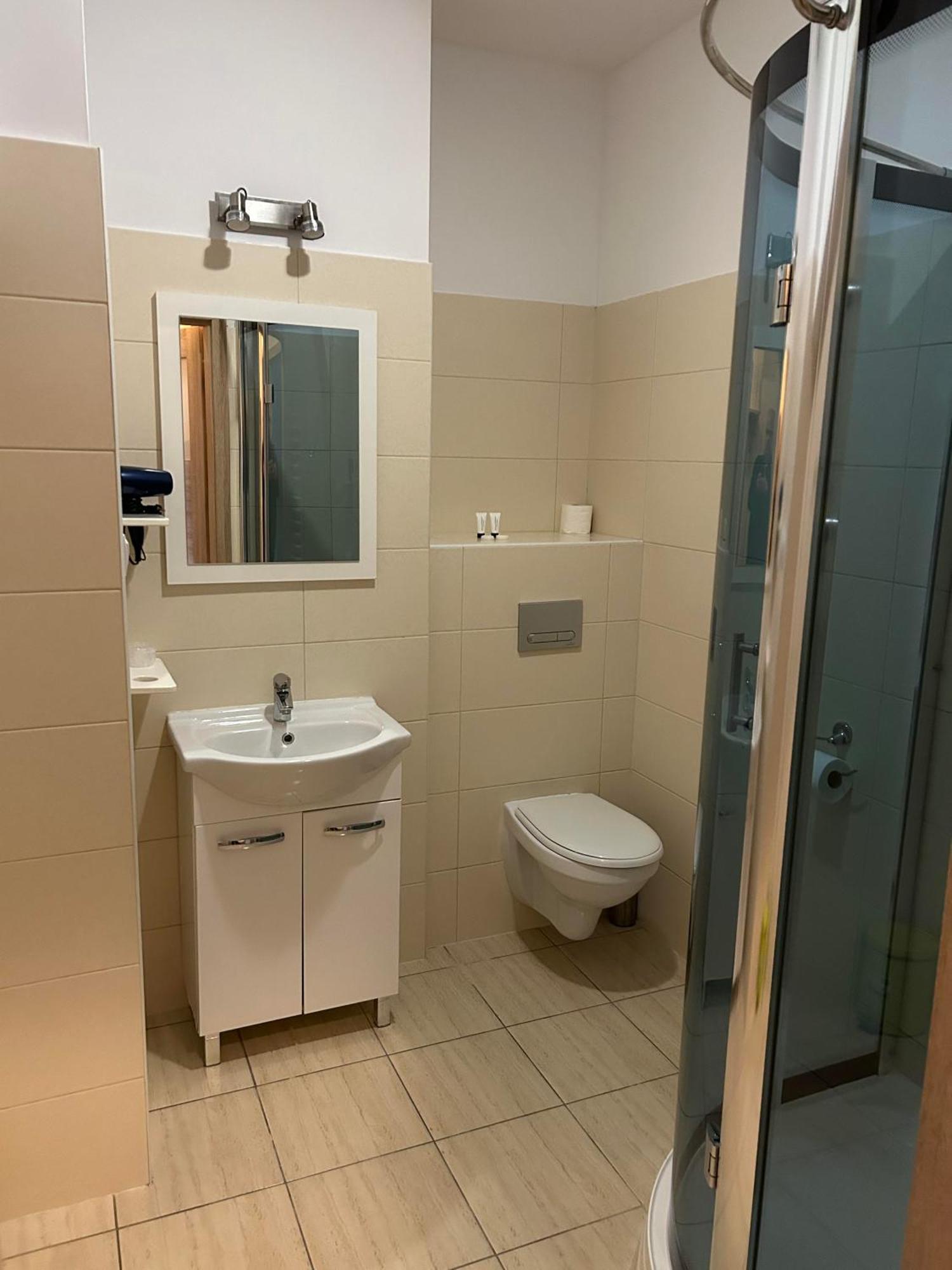 H-T-L Apartamenty Junior Nowa Sol Dış mekan fotoğraf