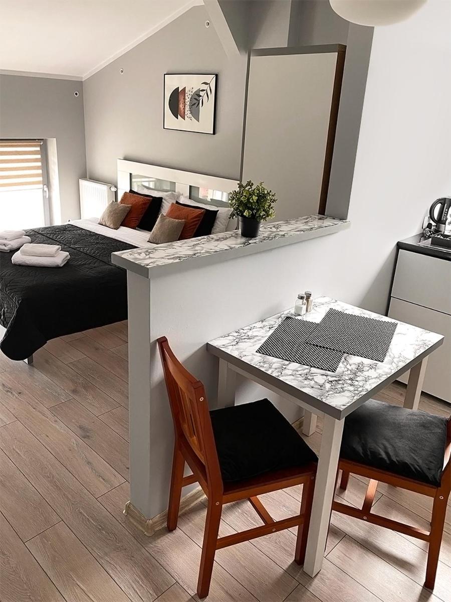 H-T-L Apartamenty Junior Nowa Sol Dış mekan fotoğraf