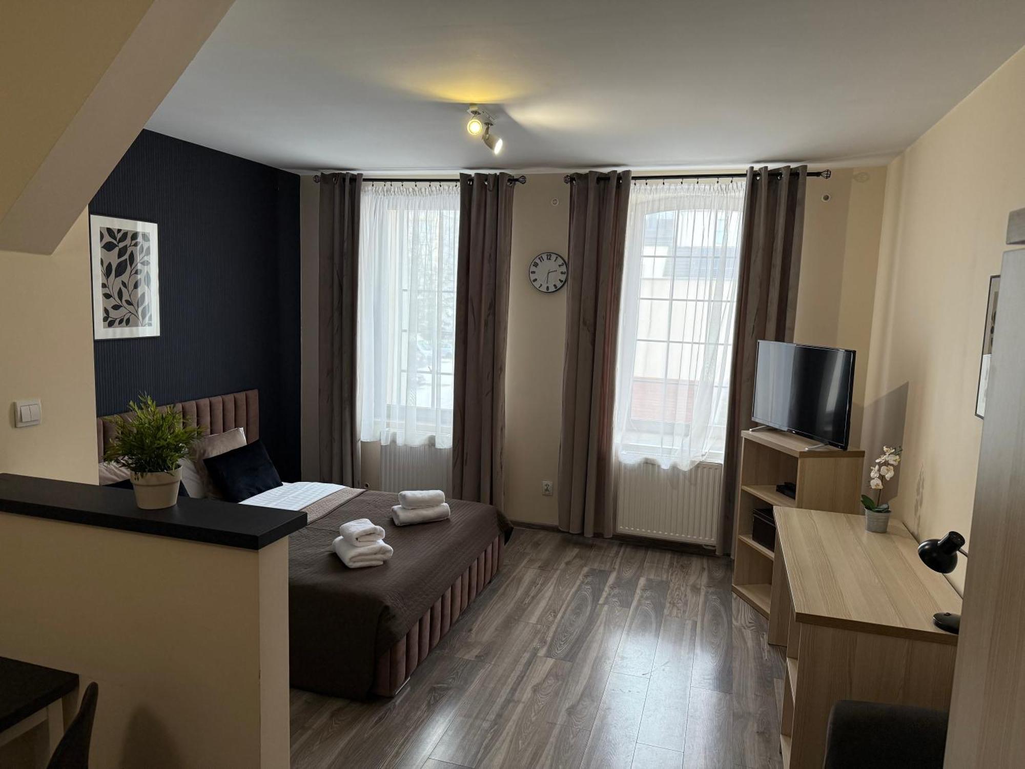 H-T-L Apartamenty Junior Nowa Sol Dış mekan fotoğraf